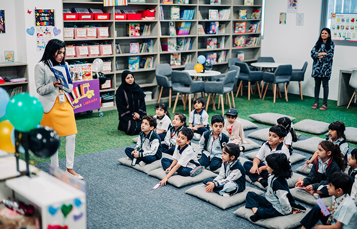 Nurturing Minds: The Primary Curriculum in UK Schools